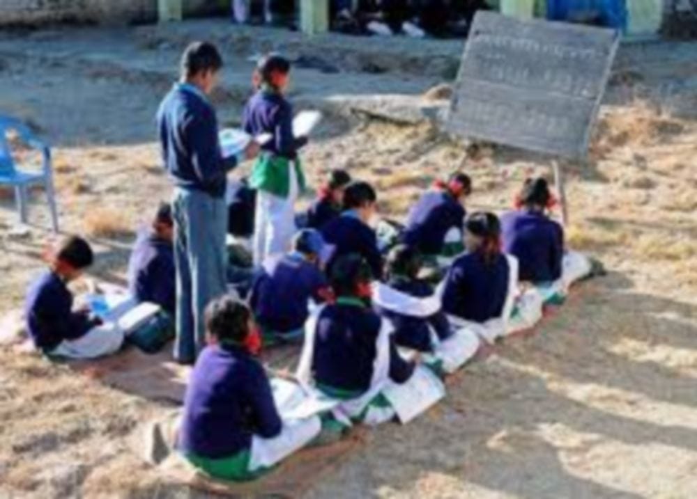 Fake Degree but Orignal Job in uttarakhand Education department