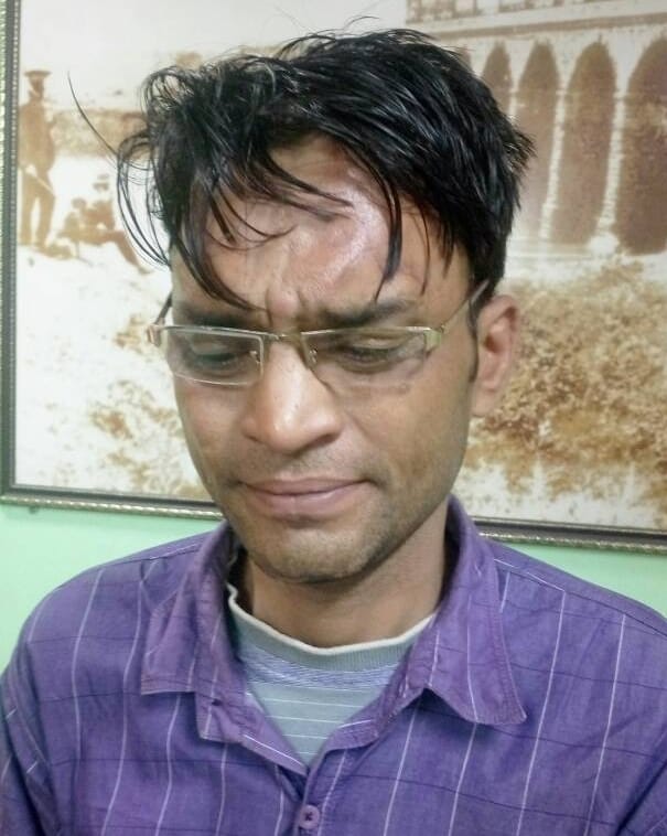 Four pistol with detained smugglers