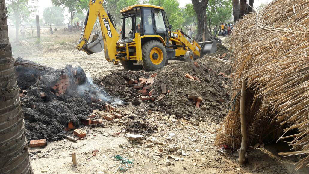Stone pelting in Mau on police, Arson