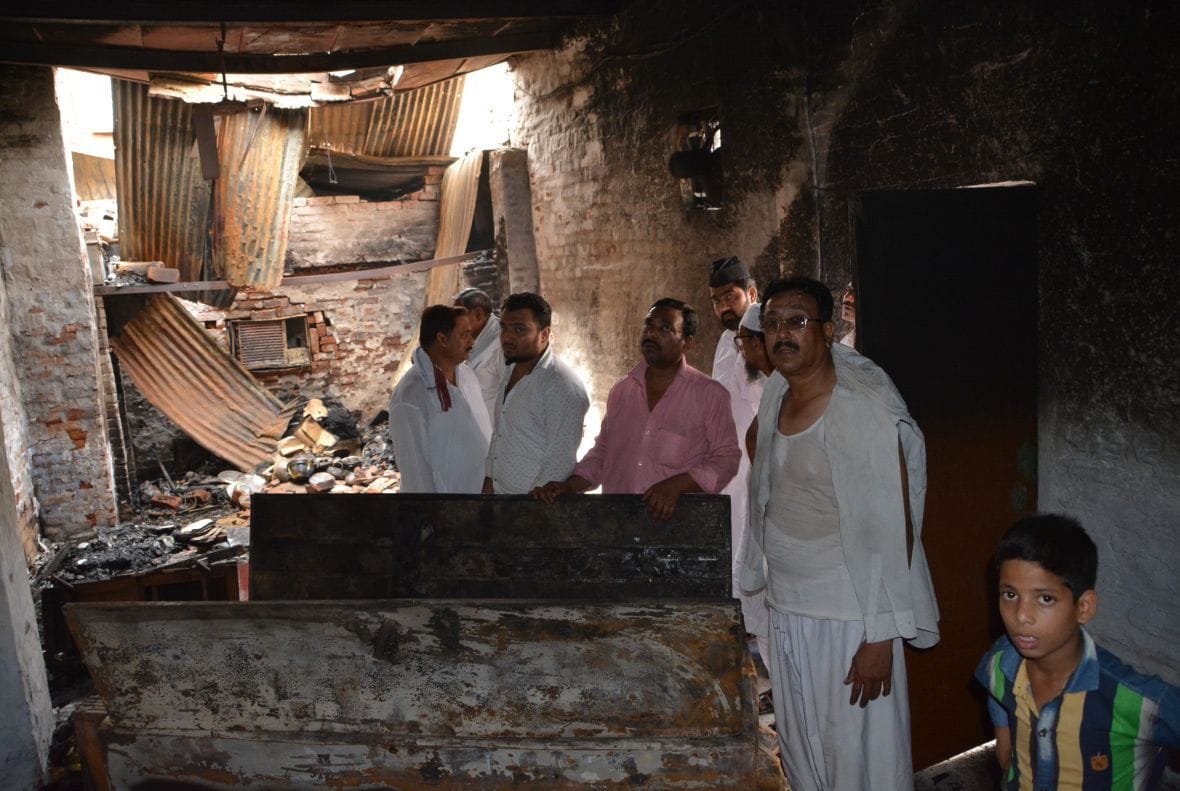 Fire at home, fire brigade arrived two hours later