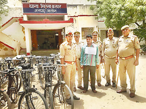 Thieves caught, 22 bicycles recovered