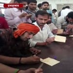 छात्रों ने लिखा खून से पत्र