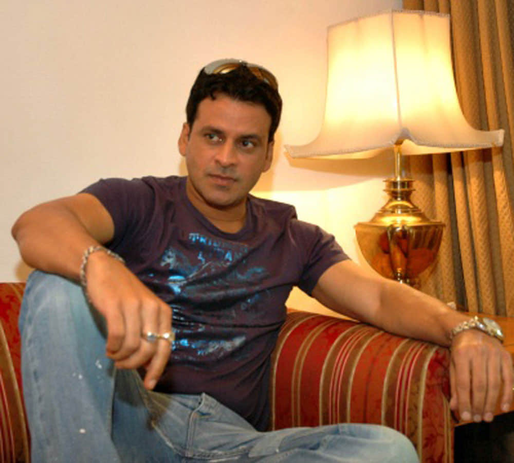 manoj bajpayi still farming during their vacation birthday special story