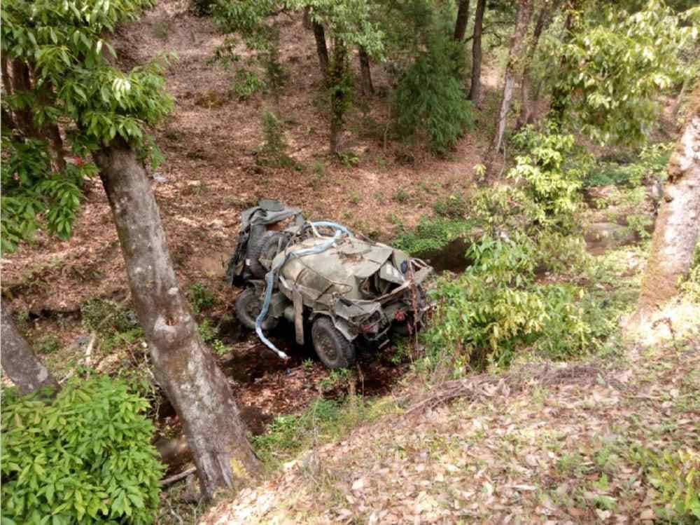 Army Man dead in Road accident in champawat