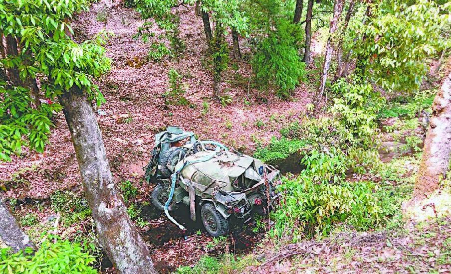 Army tanker collapsing in water, killing the youth