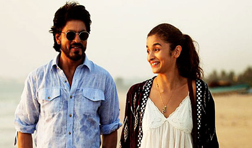 Sources Say Alia Bhatt Has Been Finalised Opposite Shah Rukh Khan In Anand L Rai's Untitled Film
