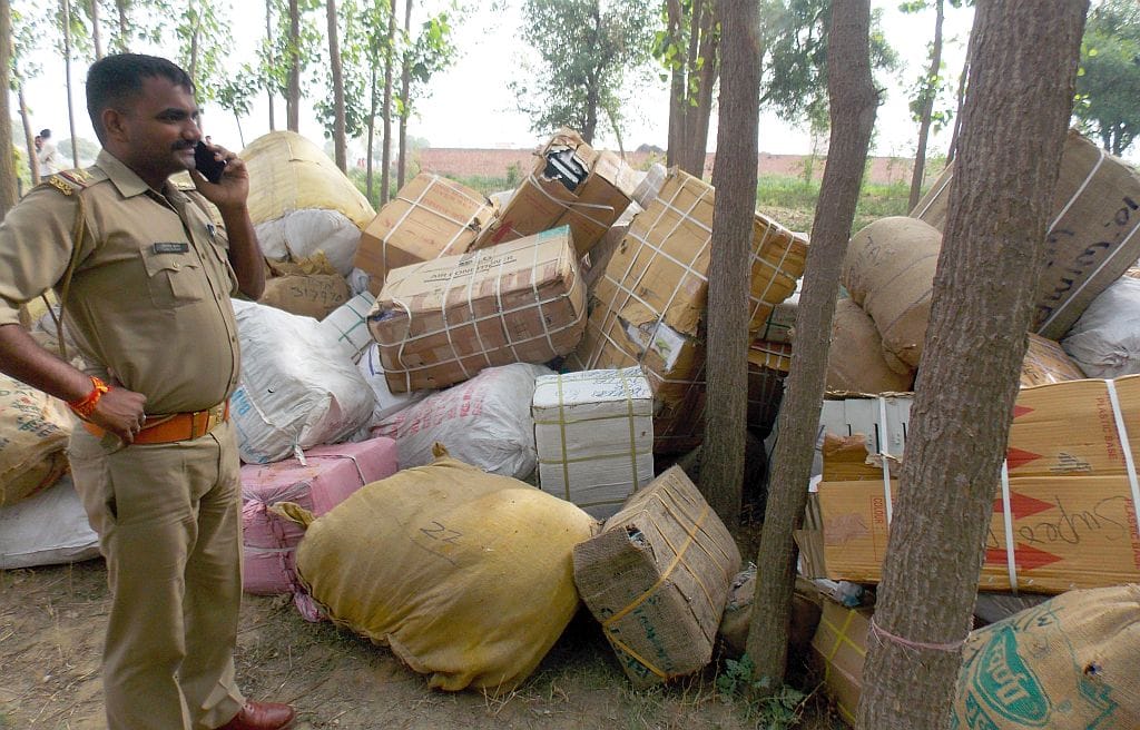 Crooks leaving half a million goods
