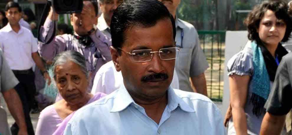 4 reason of coming differences between arvind kejriwal and kumar vishwas