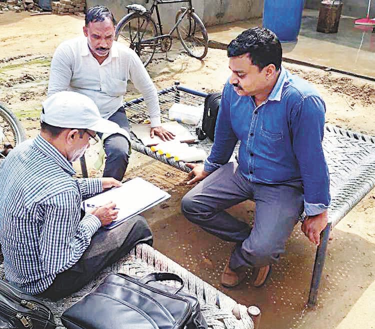 Eight milk raid on dairy, for samples