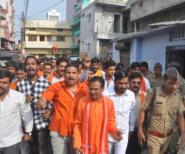  hindu samaj party leader arrested in Lucknow.