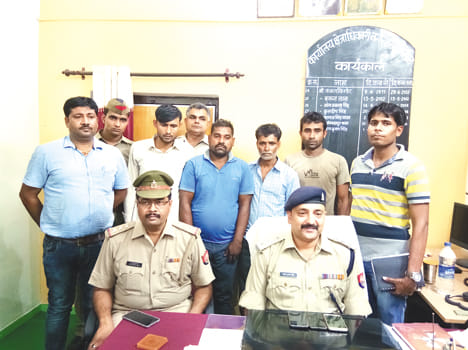 Four arrested for stealing jewelery from bags