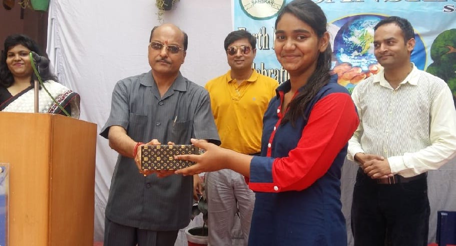 Winner Awarded in kashipur