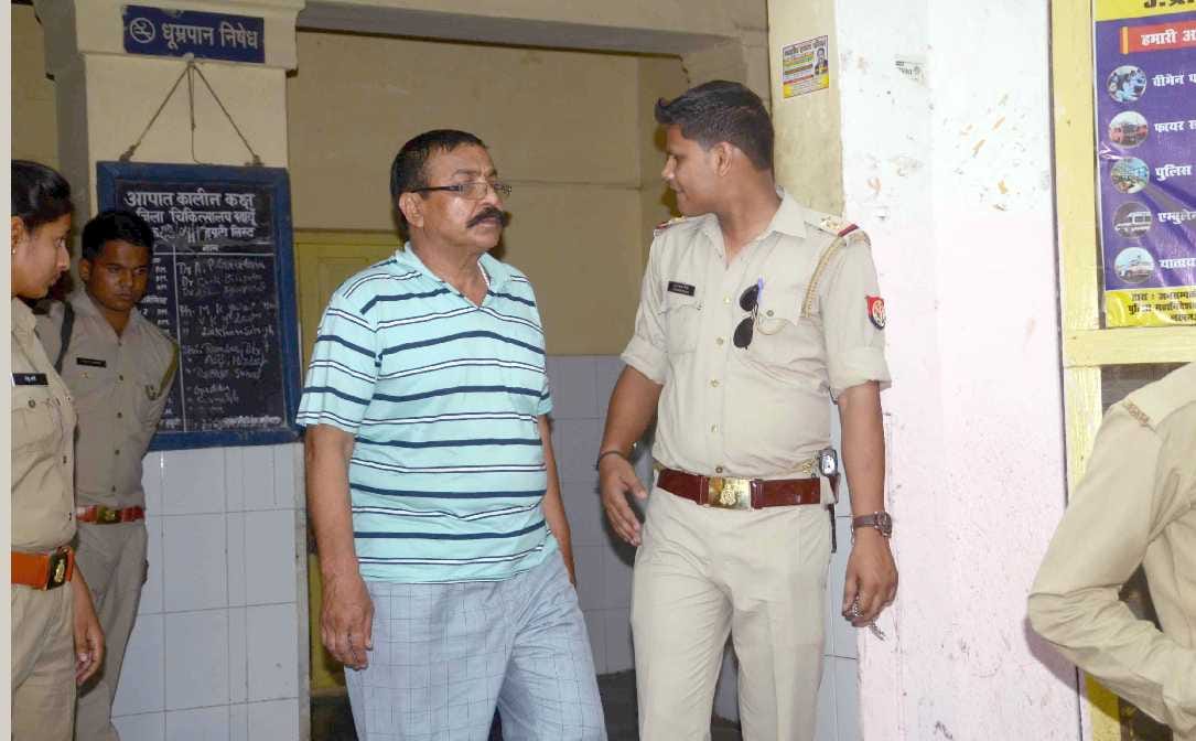 Kotwala arrested for accepting bribe, sent to jail...