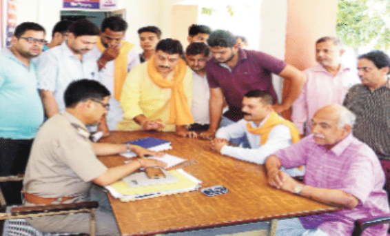 DM's CUG number hacked, Threat to VHP leader in meerut