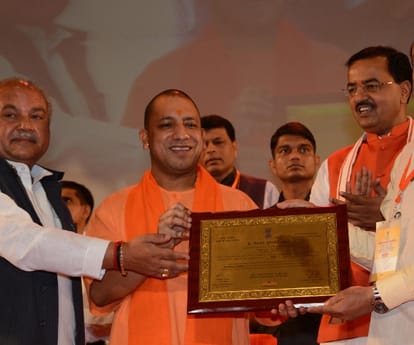 gram panchayat to be awarded every year promised CM Adityanath.
