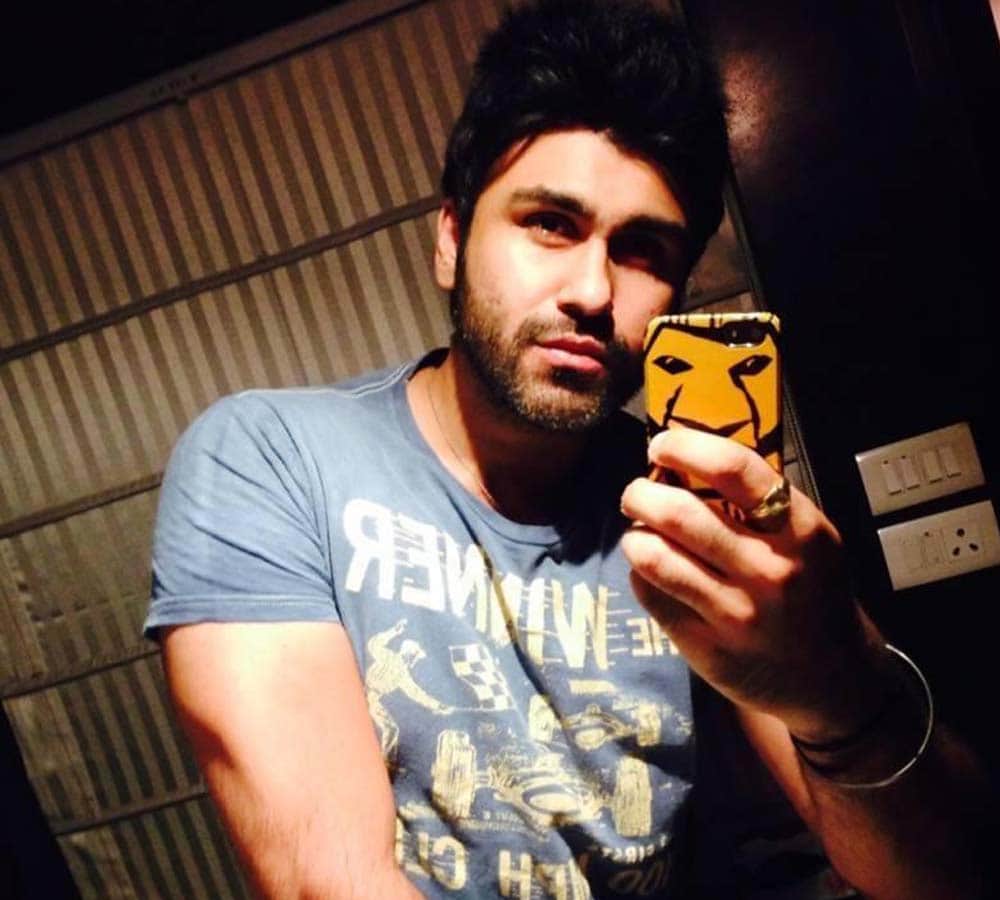 Arya Babbar, son of Raj Babbar, turned author, bollywood flop star kids