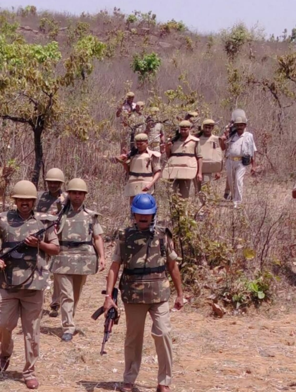 high alert in sonebhadra after sukma naxali attack
