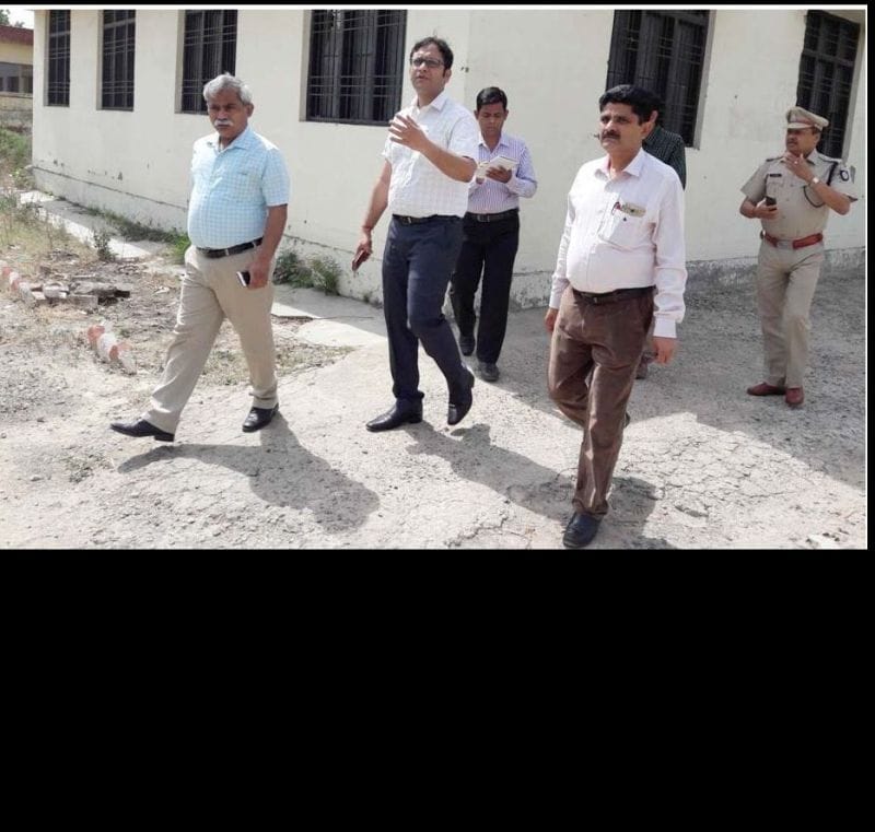 dm checked vikas bhawan