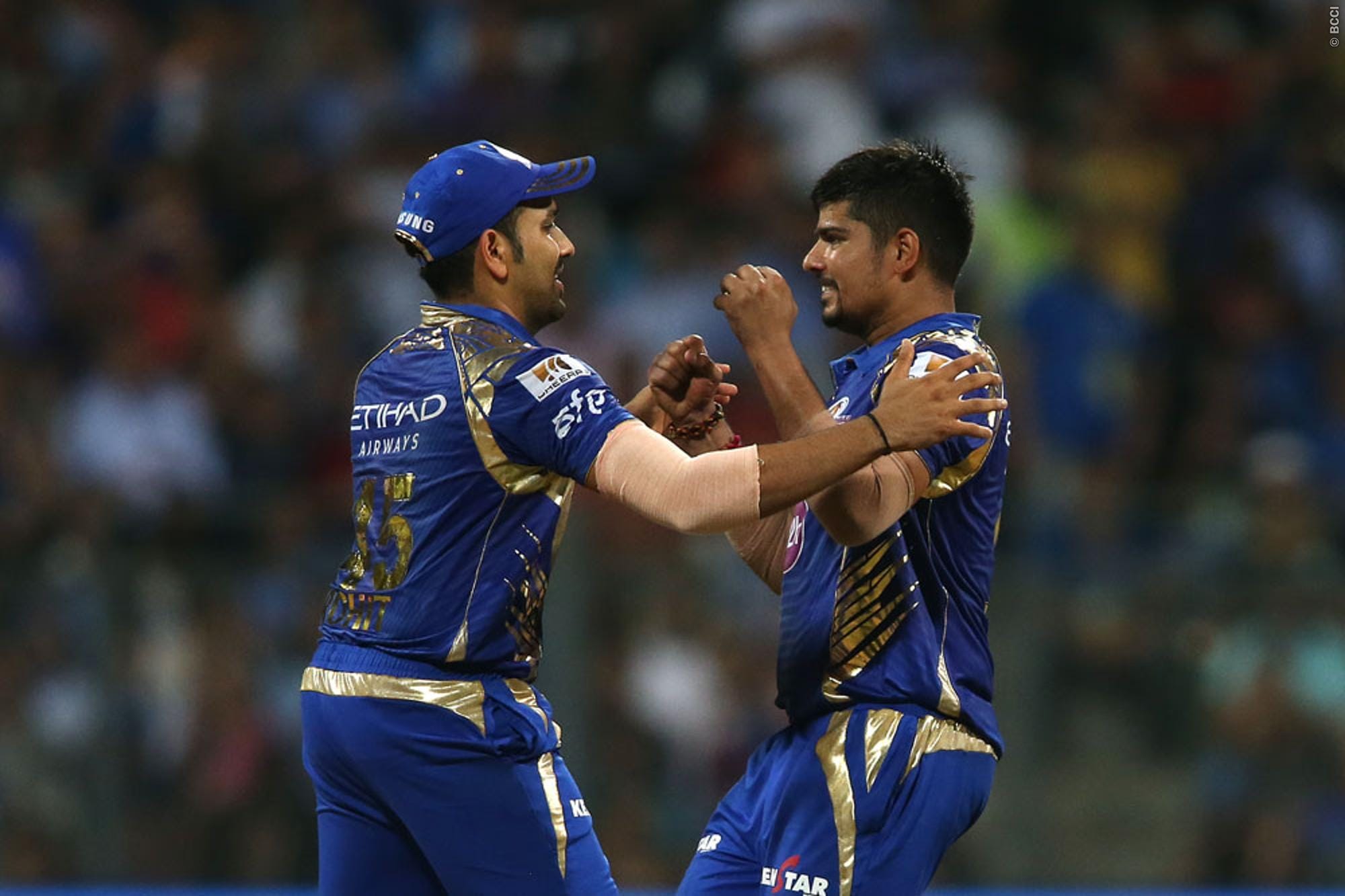 Karn Sharma equals anil kumble's record  of best bowling by Spiner in IPL knock out match