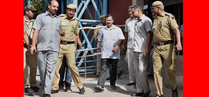 vijay goel digs at kejriwal for alleging evm tampering in mcd election