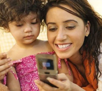 using mobile phone is reason behind domestic quarrel  