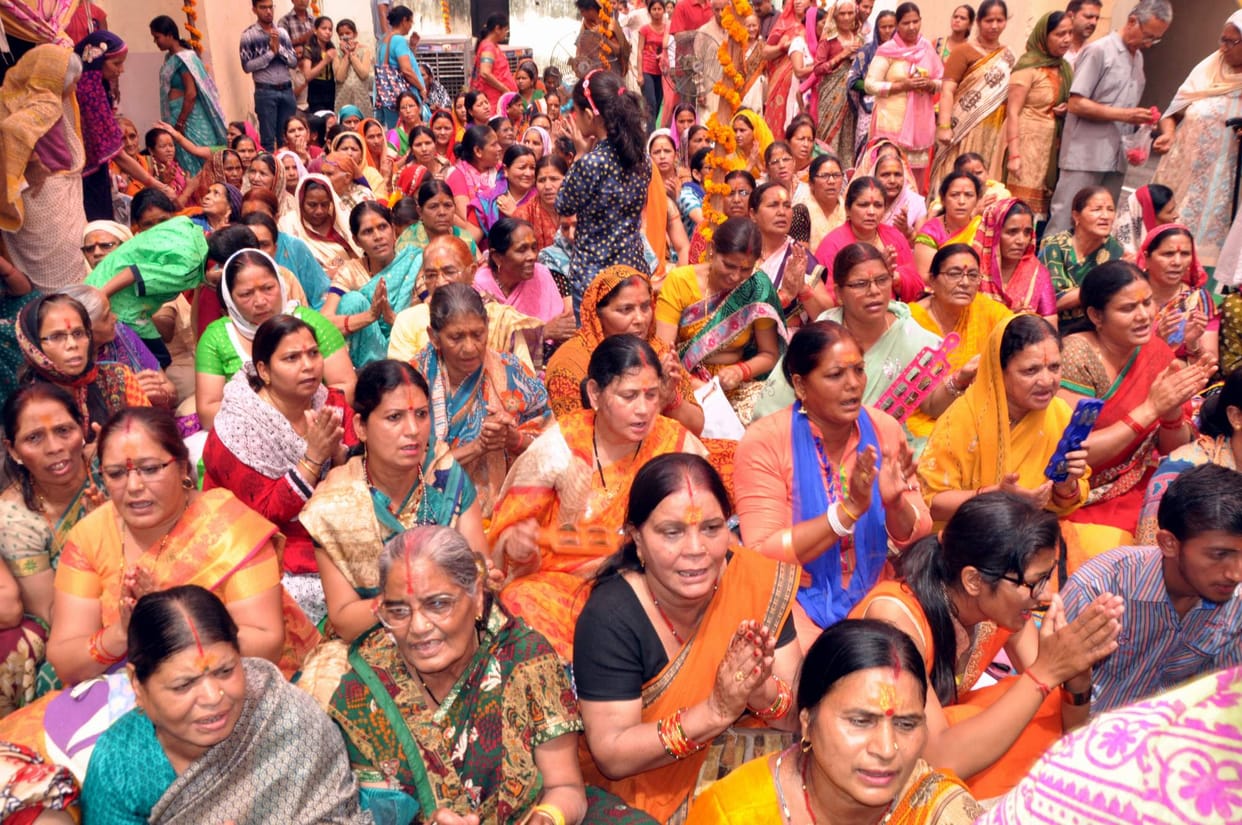 नंदू के भजनों में गोते लगाते रहे श्रद्धालु