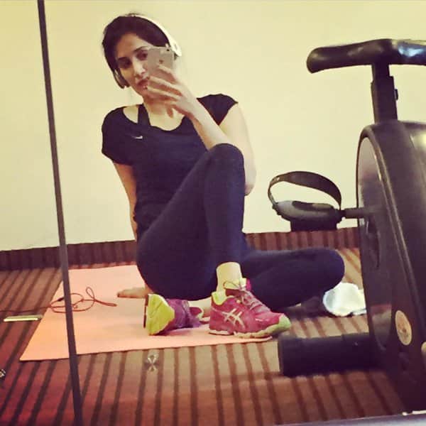 zaheer khan fiancee sagarika ghatge personal photos revealed