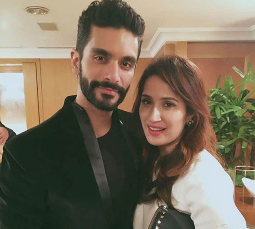 zaheer khan fiancee sagarika ghatge personal photos revealed