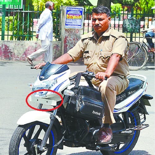 What are the different rules for policemen in Yogiraj, will be shocked to see the pictures