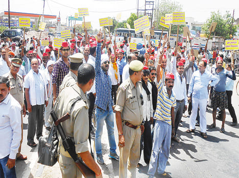 Truck owners blocked performance on the highway