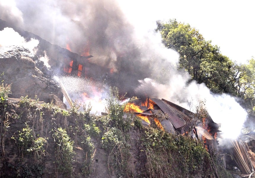 Fire Broke Out at Labour Hostel at Shimla lakkar Bazar.