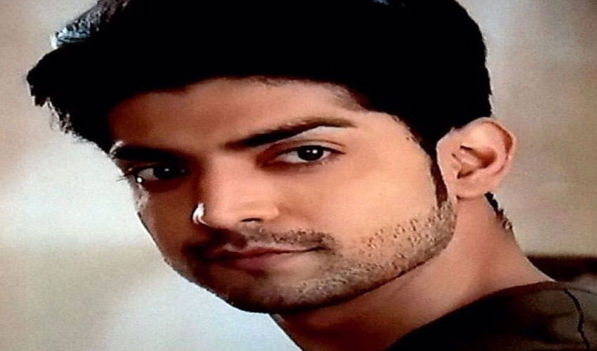 Gurmit Chaudhary to pay tribute to Bollywood's dancing superstars 
