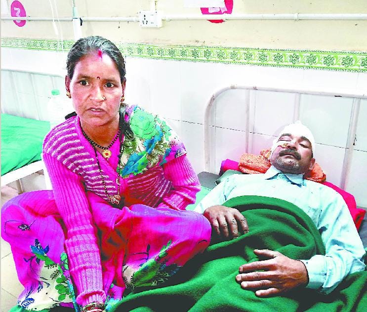 Marital attack on the person going to the wedding, serious