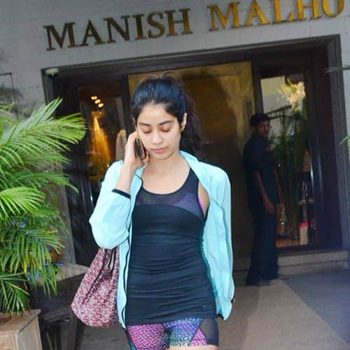 Jahnavi Kapoor was spotted outside the Manish Malhotra showroom 