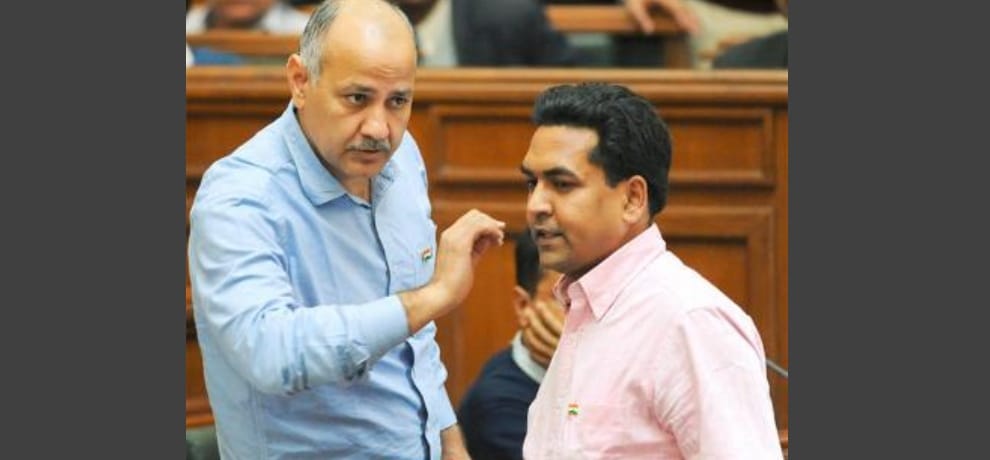  Sukma Naxalite attack AAP questioned on CRPF chief's vacant post 
