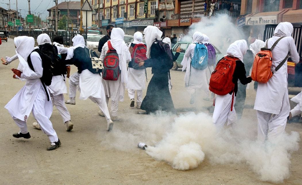 kashmir again faced a day of voilence