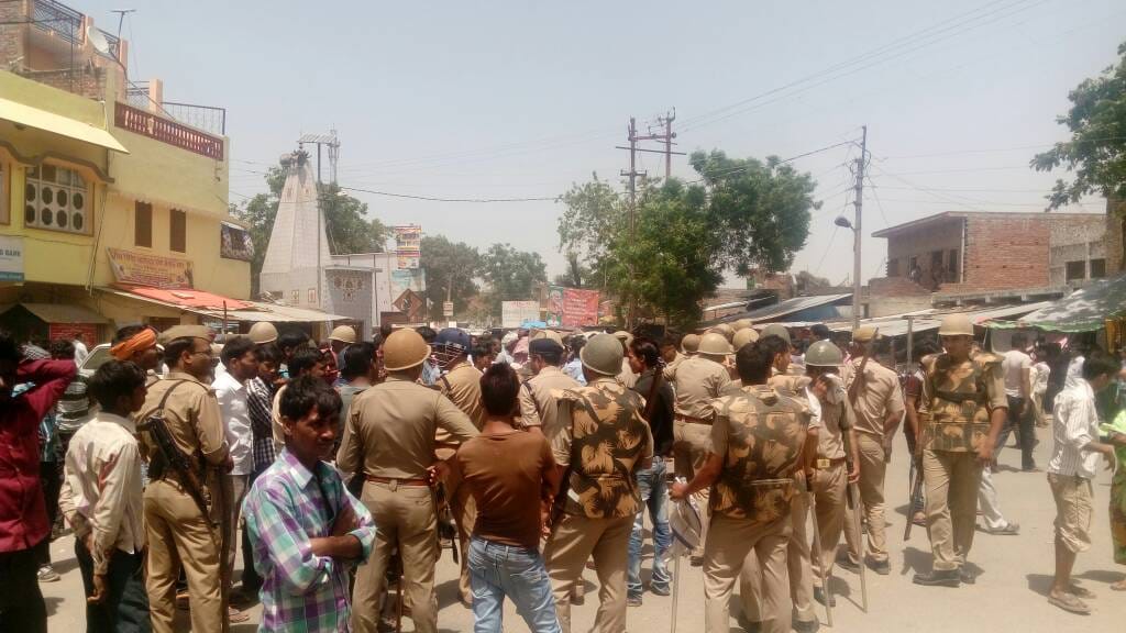 family protest against boy murdered in sitapur
