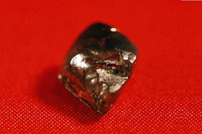 boy finds nearly 8-carat diamond at state park