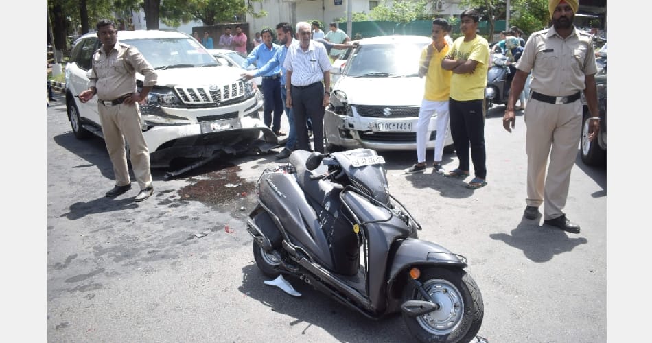 car hits with scooter