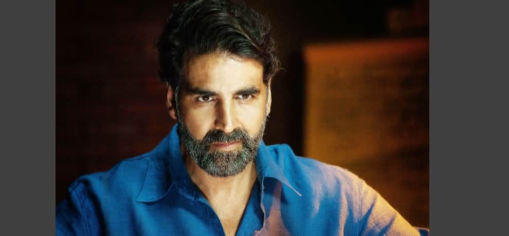 Akshay Kumar helps martyrs family during Diwali Festival 