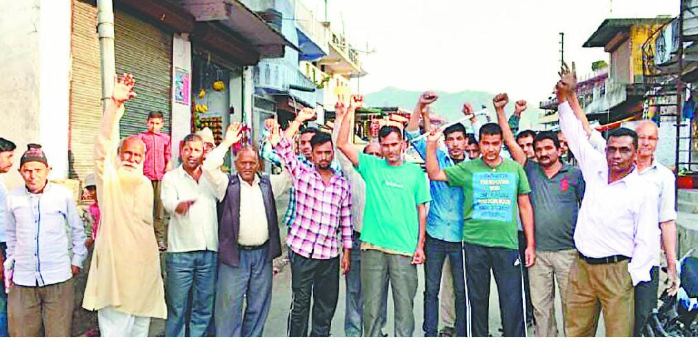Demand for opening police post in Barakot