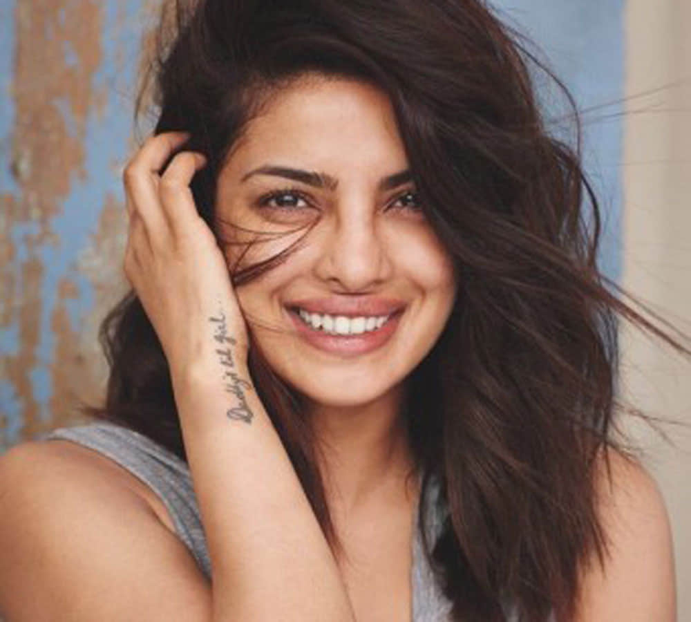 priyanka chopra looks stunning in without makeup look