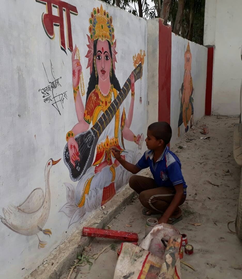 You will be stunned to see the Five-year-old child painting