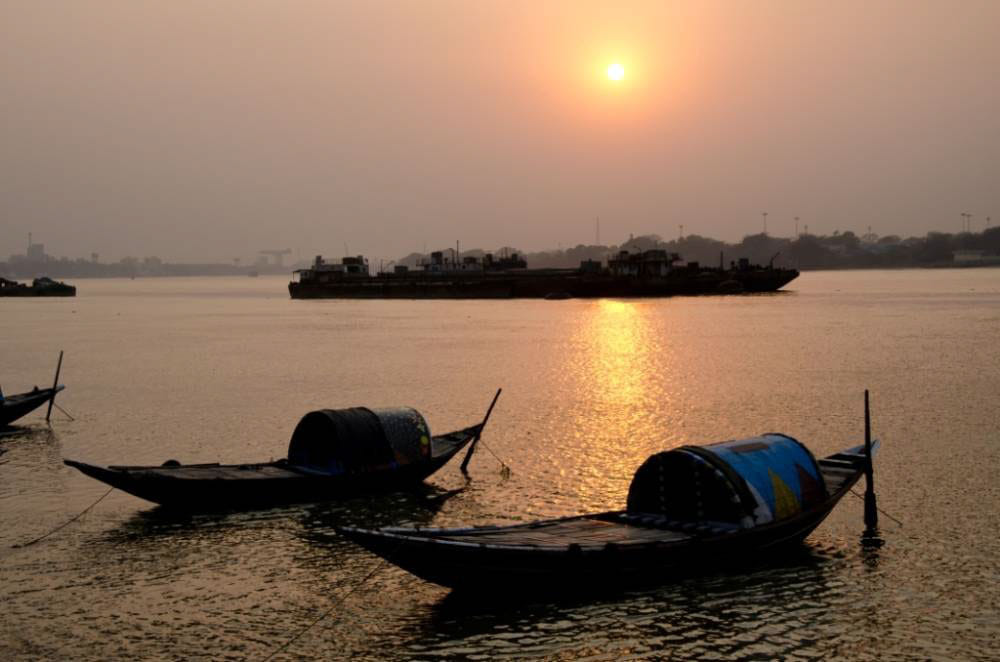 West Bengal: 3 people dead, several missing after jetty submerged under water