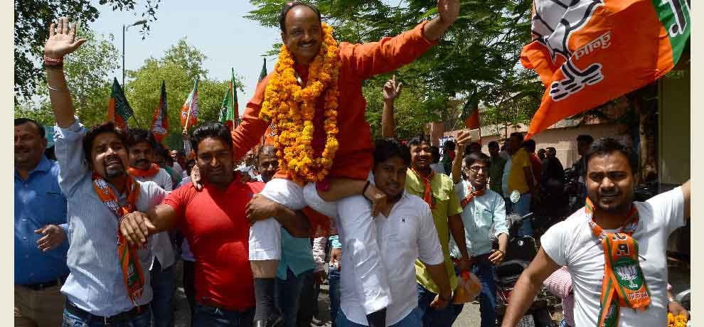 bjp grand victory in Delhi MCD election 2017, AAP and congress defeats
