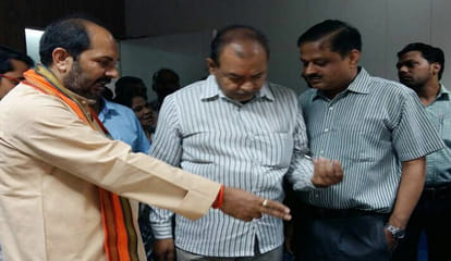yogi adityanath ministers busy in rides