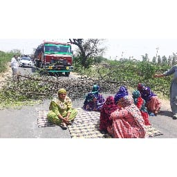 electricity,problem,charkhidadri,protest, woman