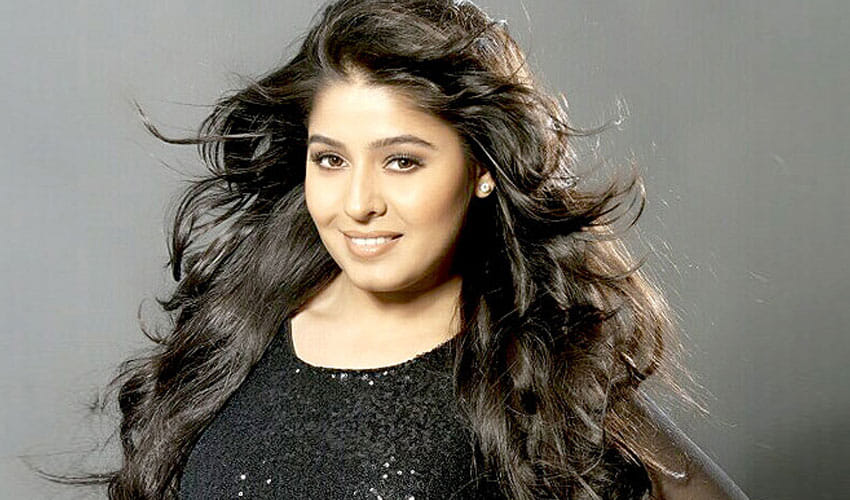 interesting facts about bollywood singer sunidhi chauhan celebrating her 34th birthday