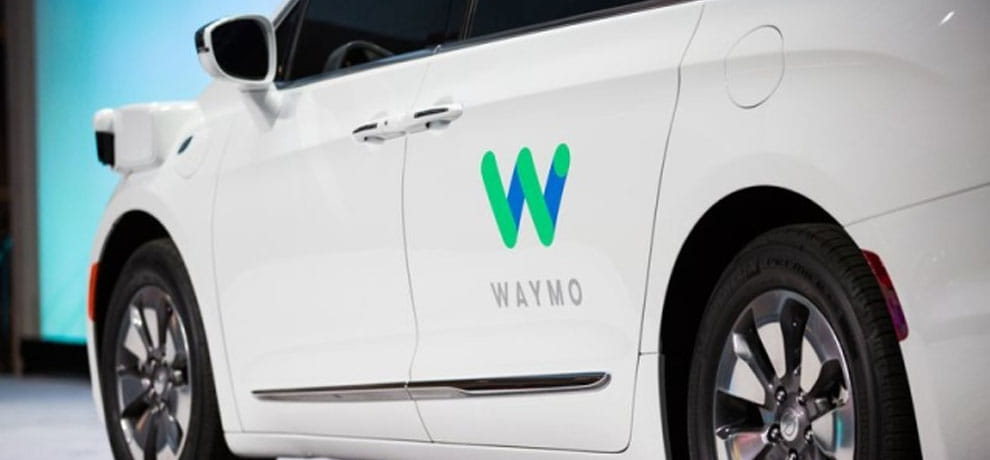 google opens driverless car to arizon public and started its free trial