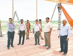 gadkari will visit expressway today